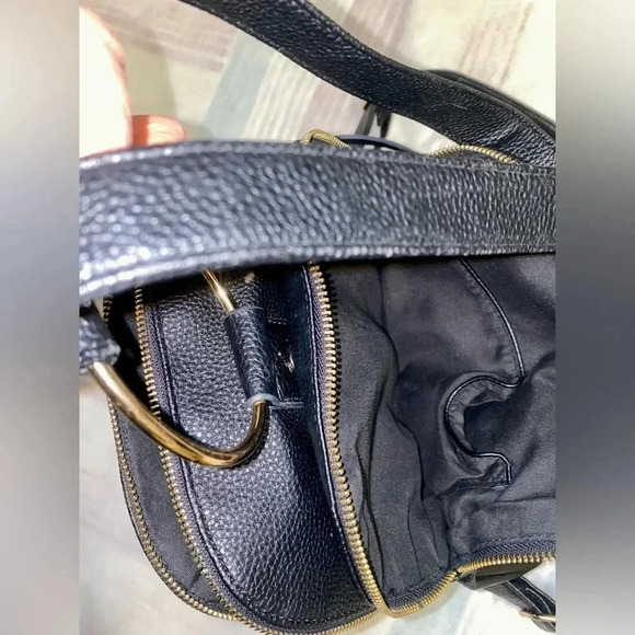 Black backpack 🎒. No name - Picture 3 of 3